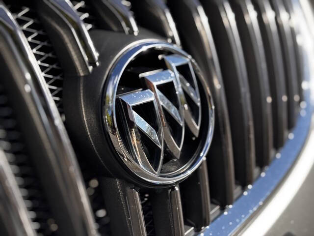 2012 Buick Regal Premium 1