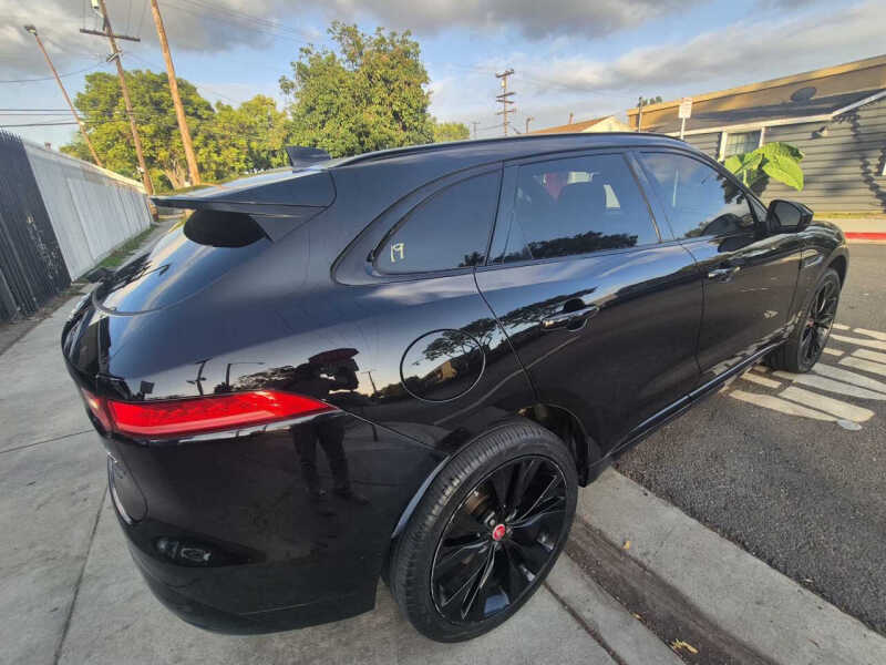 2017 Jaguar F-PACE S