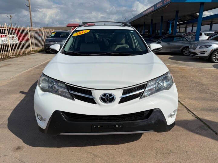 2013 Toyota RAV4 XLE