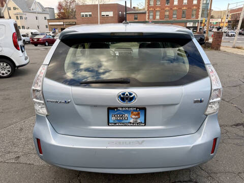 2012 Toyota Prius v Five