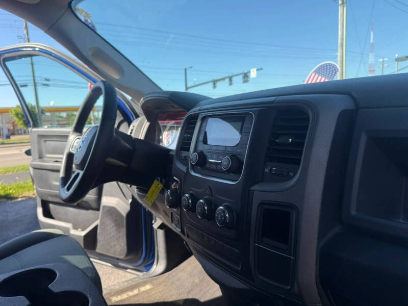 2017 RAM 1500 Express