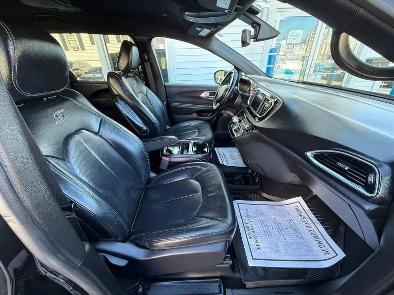 2019 Chrysler Pacifica Touring L