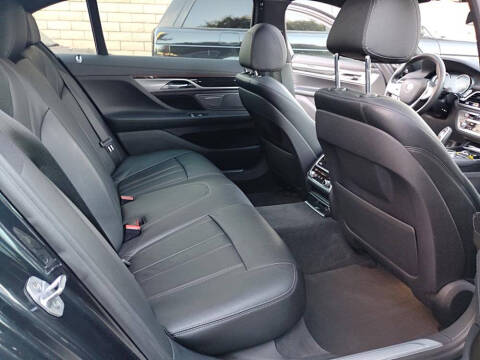 2018 BMW 7 Series 740i