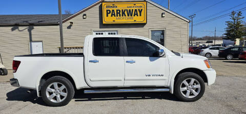 2010 Nissan Titan for sale at Parkway Motors in Springfield IL