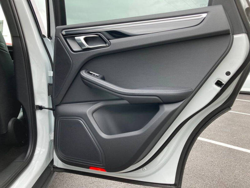 2024 Porsche Macan