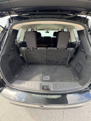 2019 Nissan Pathfinder SV