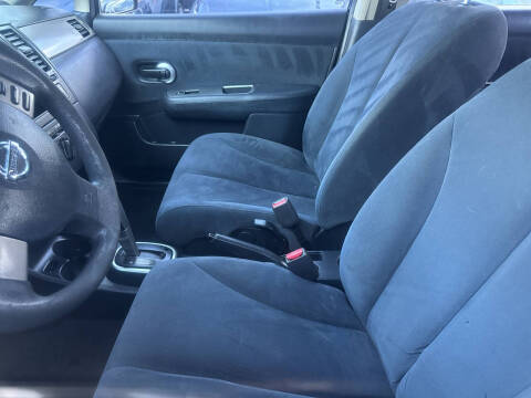 2008 Nissan Versa 1.8 S