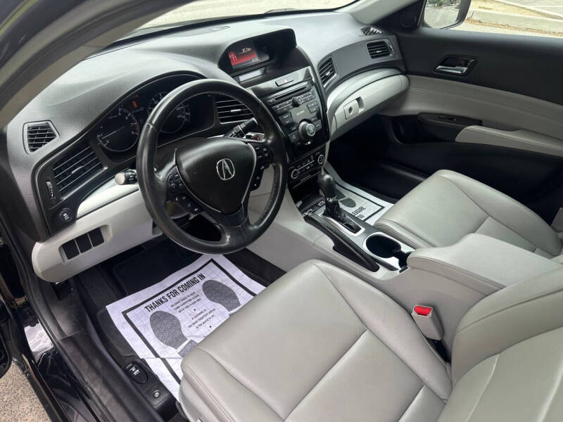 2017 Acura ILX
