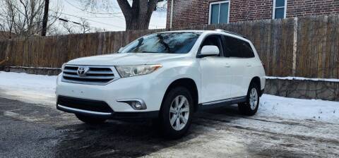 2013 Toyota Highlander for sale at Friends Auto Sales in Denver CO