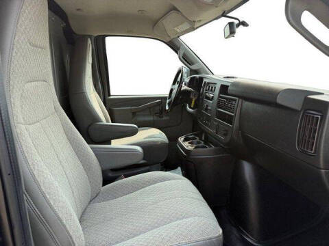 2021 Chevrolet Express 2500