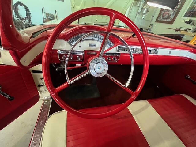1957 Ford Fairlane 500 28