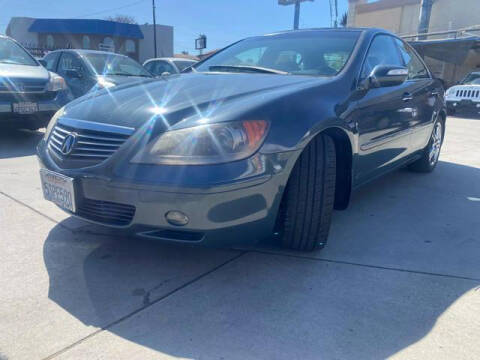 2005 Acura RL for sale at Hunter's Auto Inc in North Hollywood CA