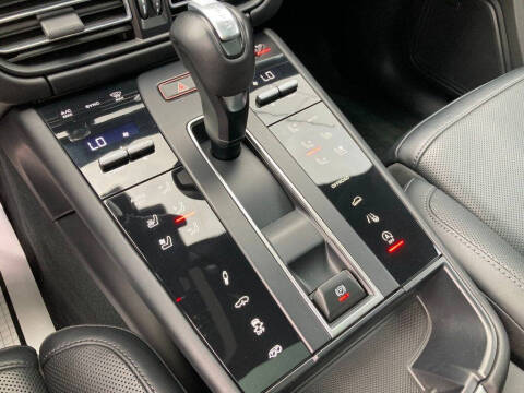 2024 Porsche Macan GTS