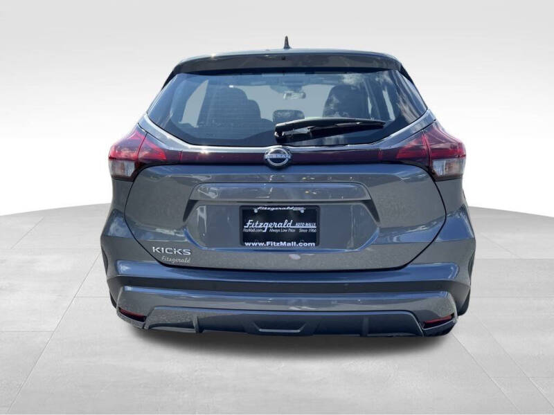 2025 Nissan Kicks Play S