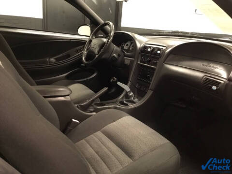 2002 Ford Mustang GT Deluxe