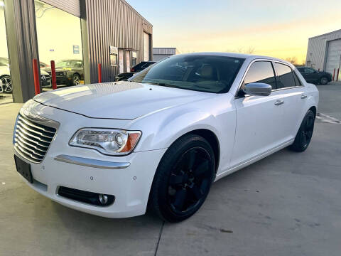 2012 Chrysler 300 C Luxury Series