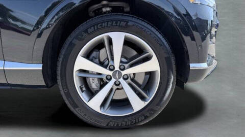 2024 Genesis GV80