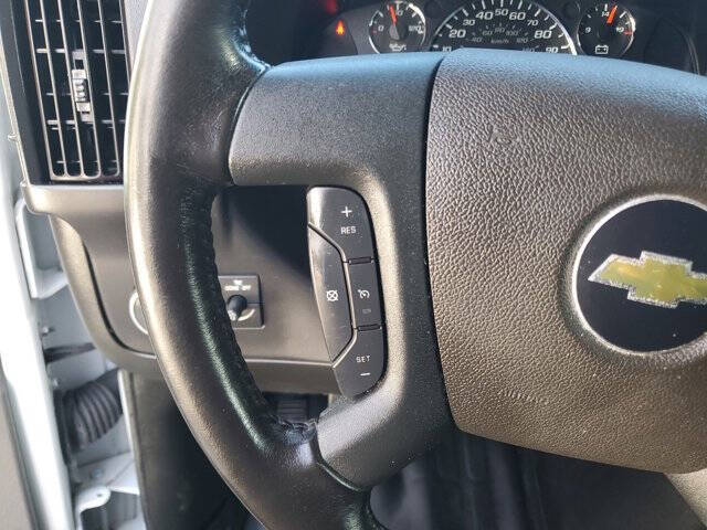 2023 Chevrolet Express 2500