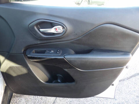 2019 Jeep Cherokee Altitude