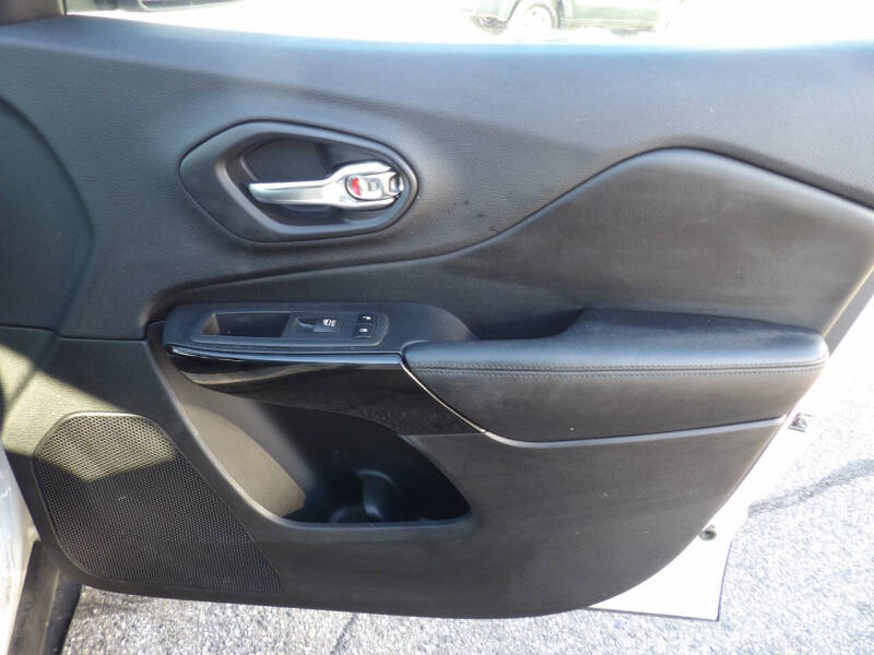 2019 Jeep Cherokee Altitude