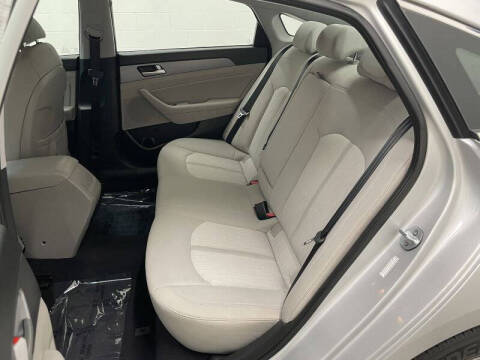 2016 Hyundai Sonata Hybrid SE