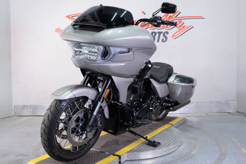 2023 Harley-Davidson CVO Road Glide