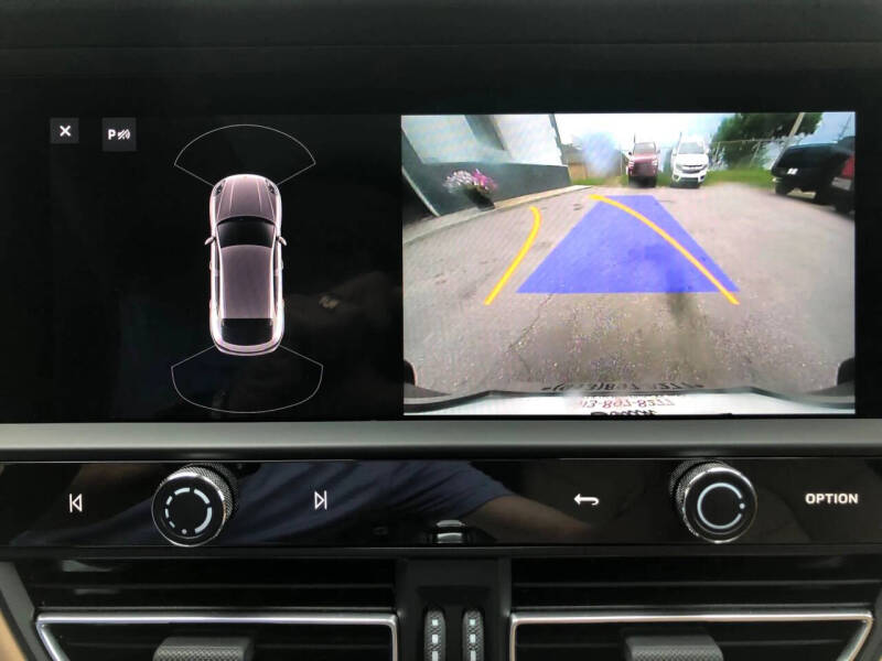 2022 Porsche Macan S