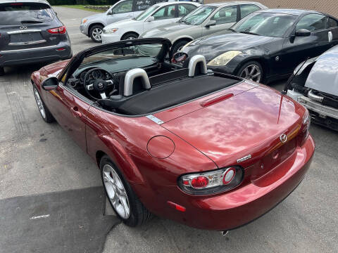 2006 Mazda MX-5 Miata