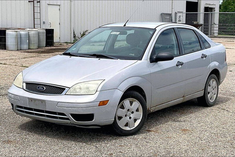 Used 2006 Ford Focus ZX4 S with VIN 1FAFP34N06W244269 for sale in Montevideo, Minnesota