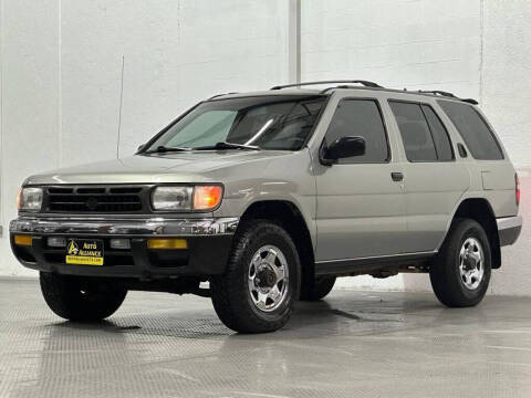 1998 Nissan Pathfinder XE