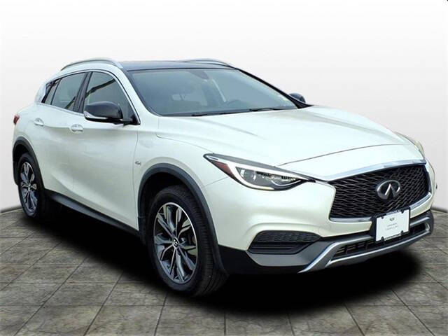 2018 Infiniti QX30 Luxe