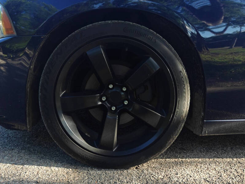 2013 Dodge Charger SXT