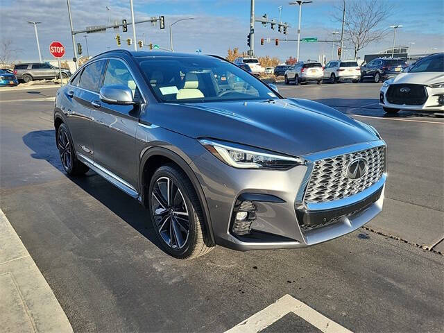 2025 Infiniti QX55 Essential