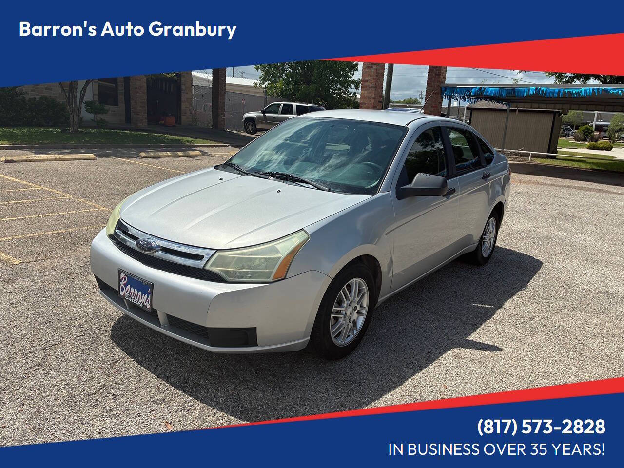 Gray 2009 Ford Focus SE SE 4dr Sedan 1
