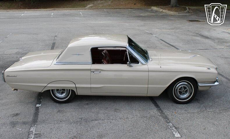1966 Ford Thunderbird