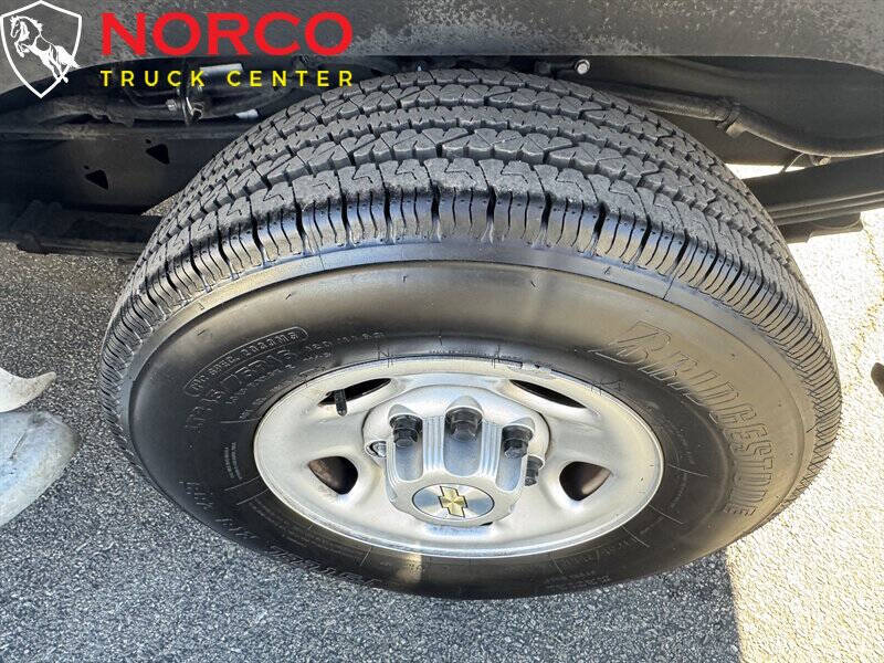 2023 Chevrolet Express 2500