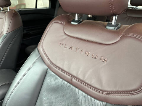 2022 Ford Explorer Platinum