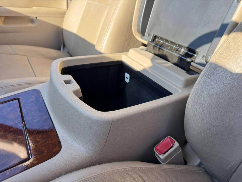 2013 Chevrolet Avalanche LTZ Black Diamond