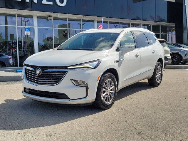 2024 Buick Enclave Essence