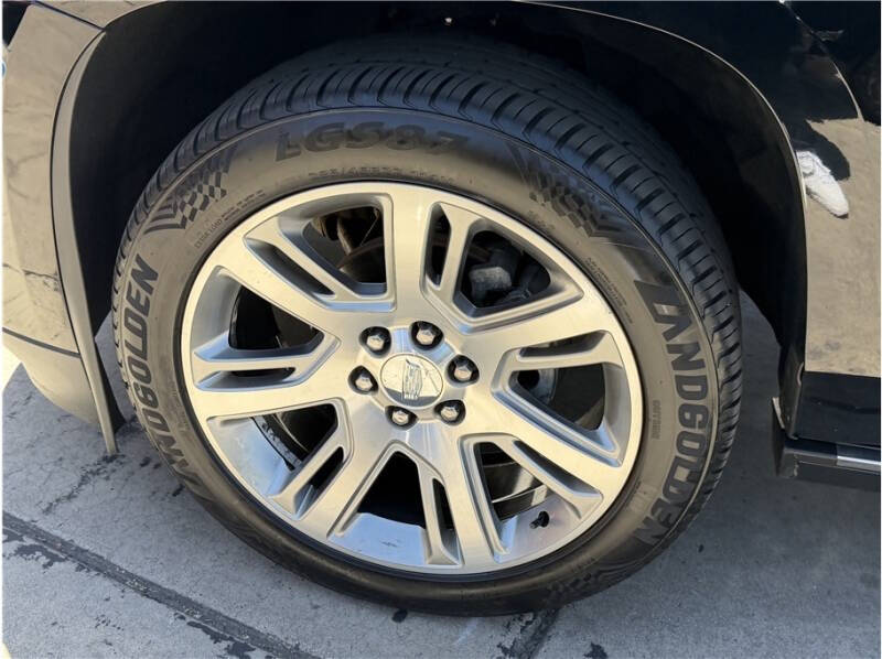 2019 Cadillac Escalade ESV Premium Luxury