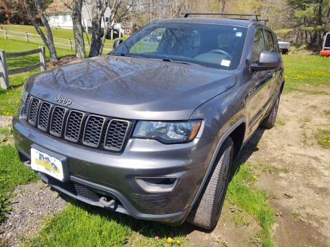 2016 Jeep Grand Cherokee for sale at TTC AUTO OUTLET/TIM'S TRUCK CAPITAL & AUTO SALES INC ANNEX in Epsom NH