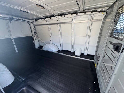 2017 Chevrolet Express 2500