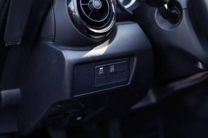 2016 Mazda MX-5 Miata Club