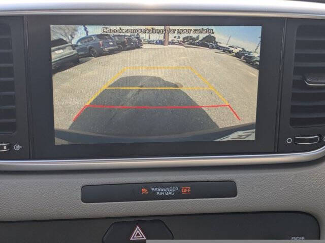 2022 Kia Sportage LX