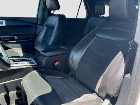 2022 Ford Explorer ST-Line