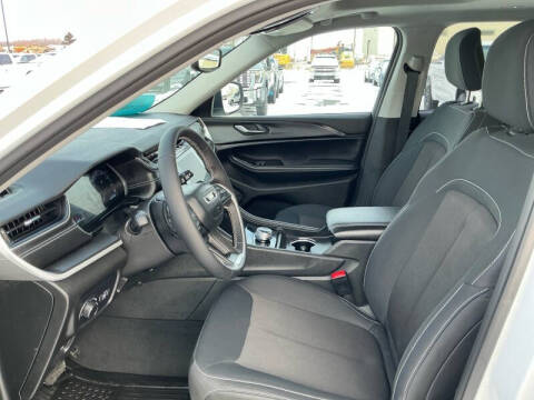 2024 Jeep Grand Cherokee L Laredo X