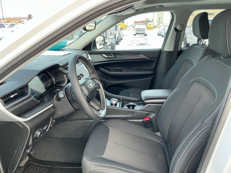 2024 Jeep Grand Cherokee L Laredo X