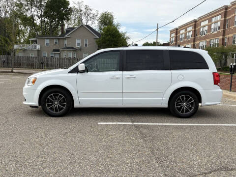 2016 Dodge Grand Caravan SXT Plus