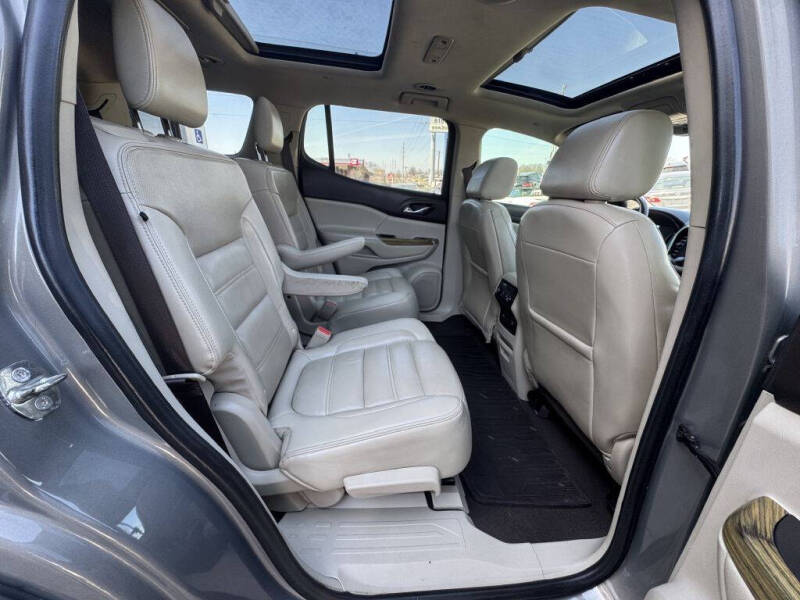 2019 GMC Acadia Denali