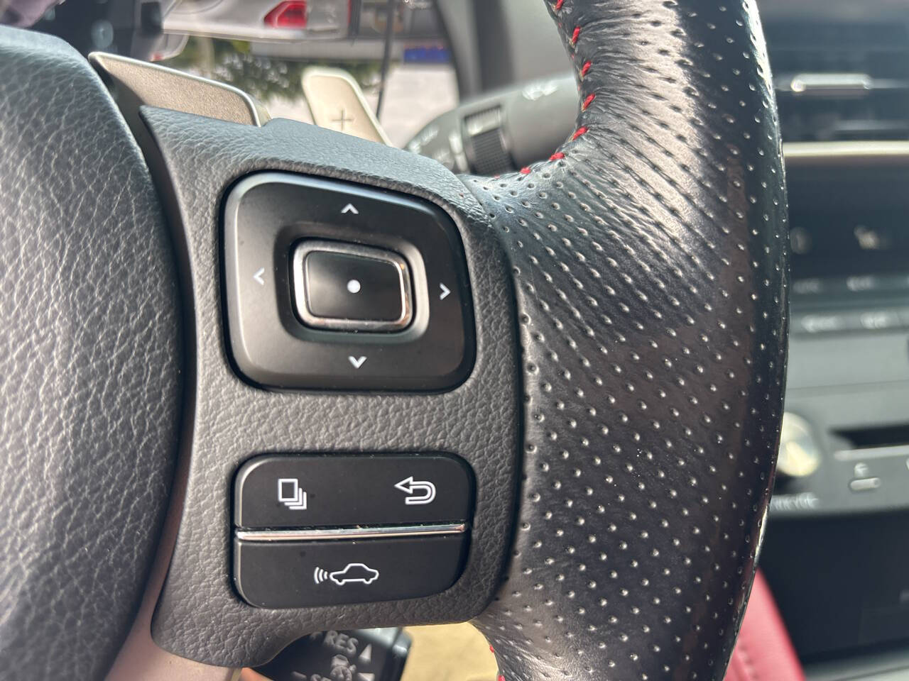 LexusRC 35021